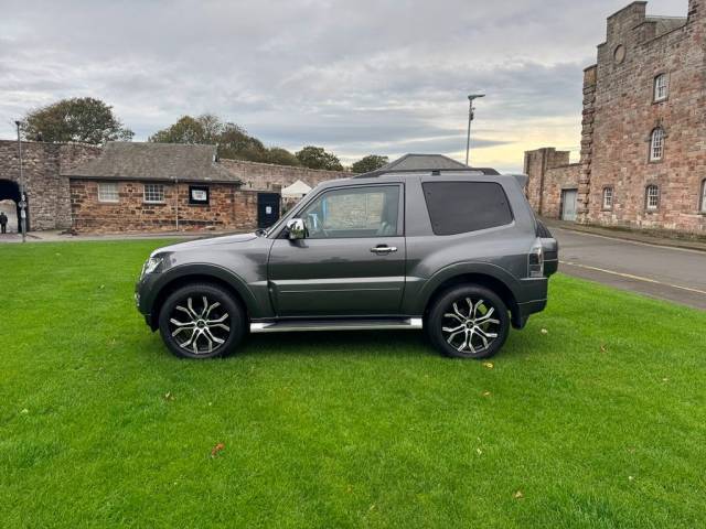 2016 Mitsubishi Shogun 3.2 DI-DC SWB 187 Warrior Van Auto