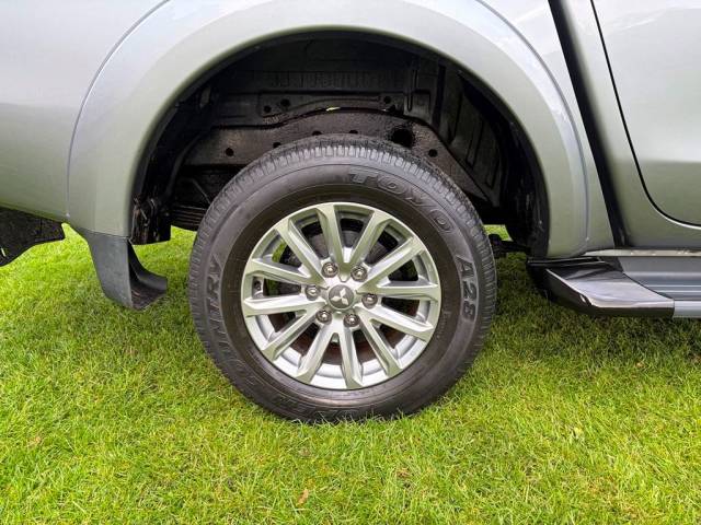 2016 Mitsubishi L200 2.4 Double Cab DI-D 178 Warrior 4WD