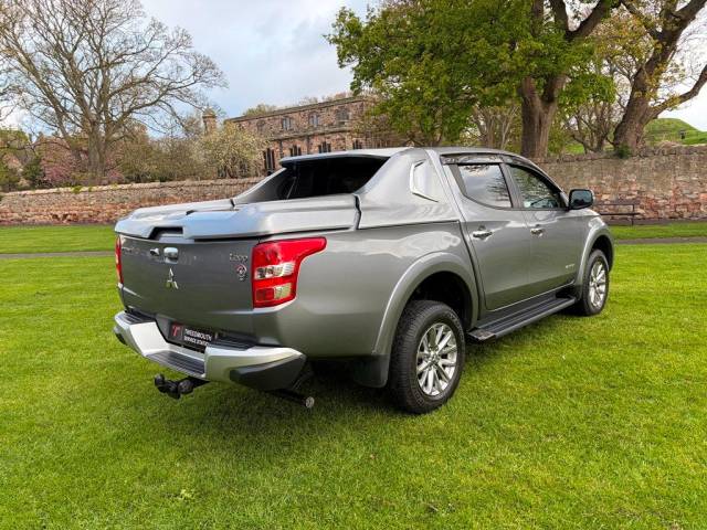 2016 Mitsubishi L200 2.4 Double Cab DI-D 178 Warrior 4WD